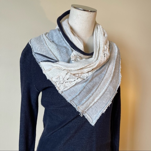 DESIGUAL | Cotton jumper with detailed neckline | size M - Picture 2 of 9